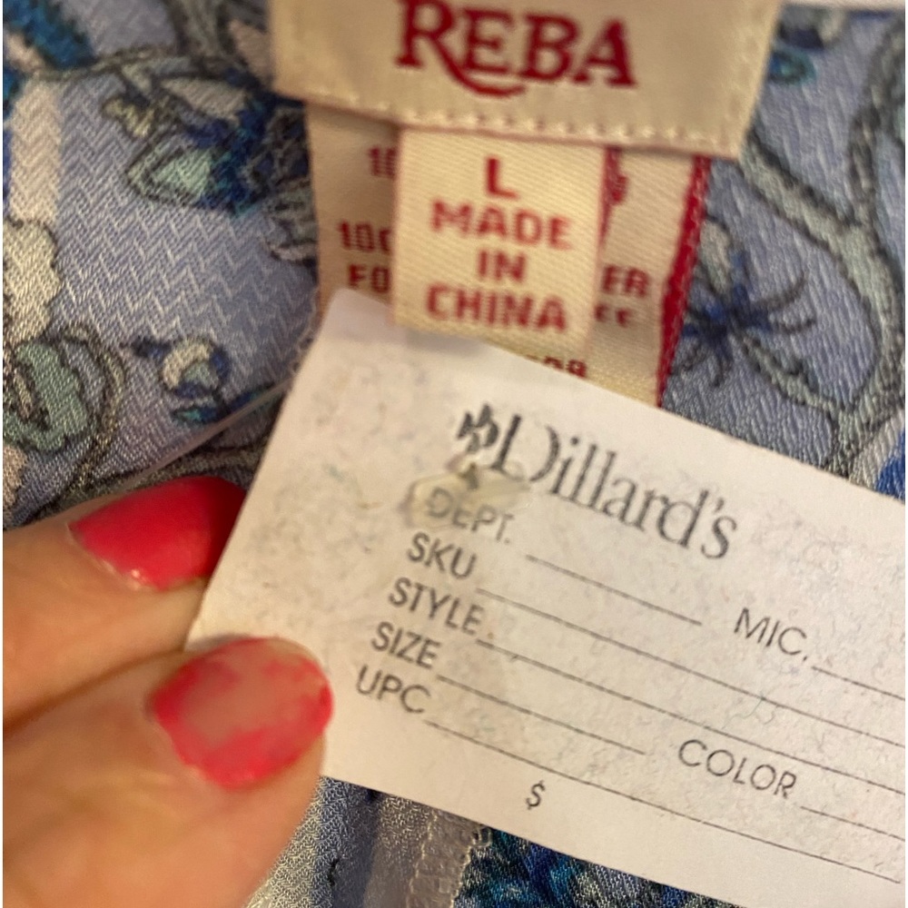 Reba size Large - Picture 3 of 3
